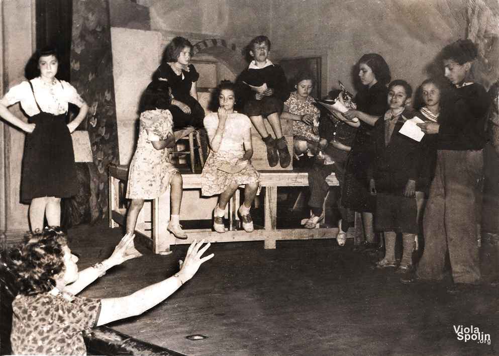 PDF) Os Jogos Teatrais de Viola Spolin Uma pedagogia da experiência
